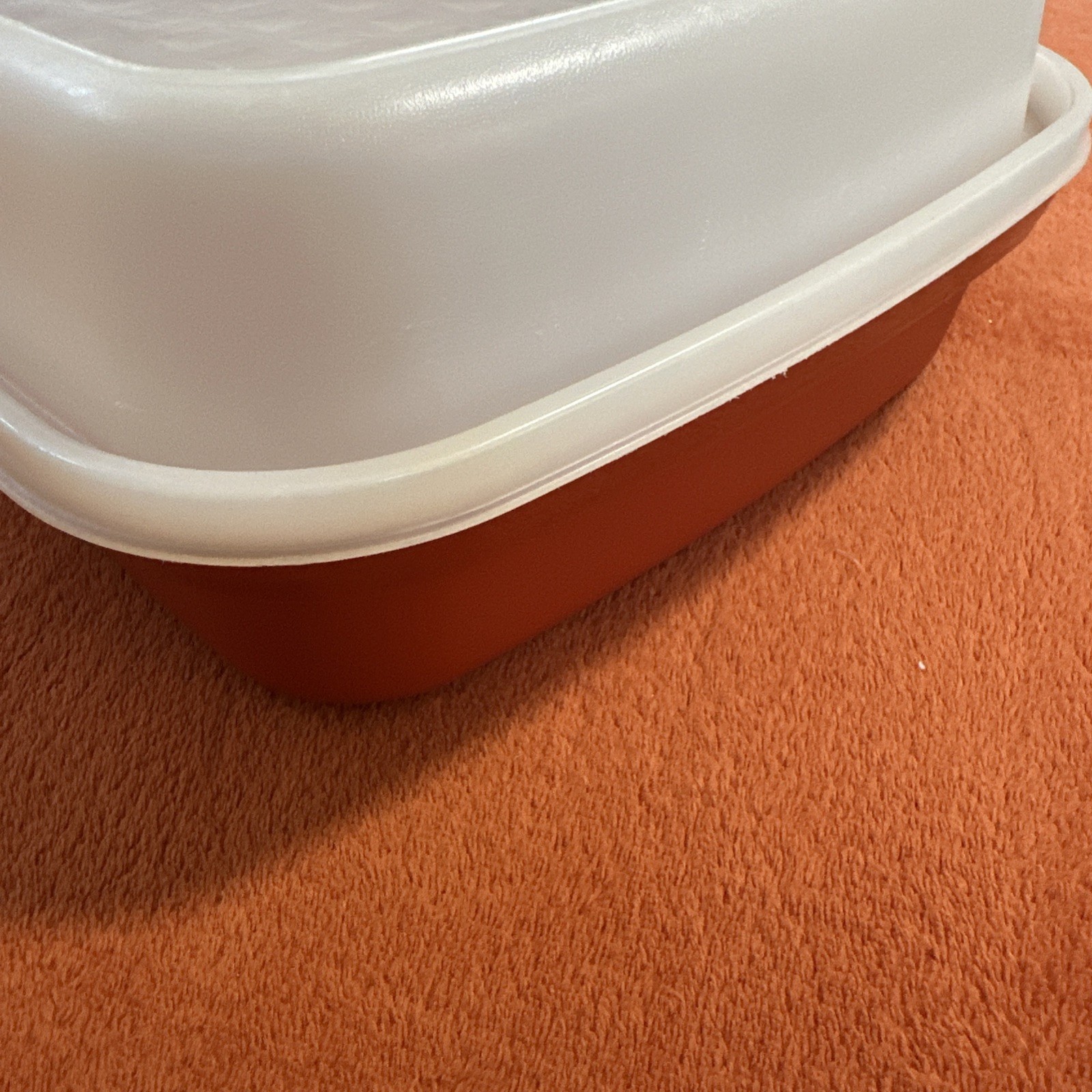 TUPPERWARE 1294-7 LARGE MARINADE TENDERIZER CONTAINER KEEPER PAPRIKA RED W/LID