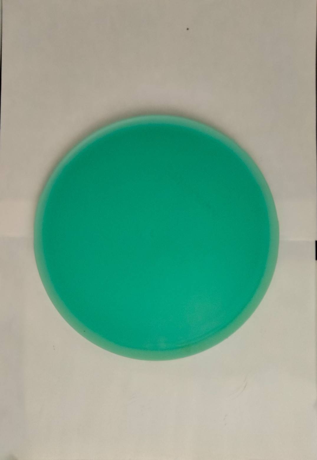 New Tupperware #6291A Dome Shaped Green Lid Same Day Shipping