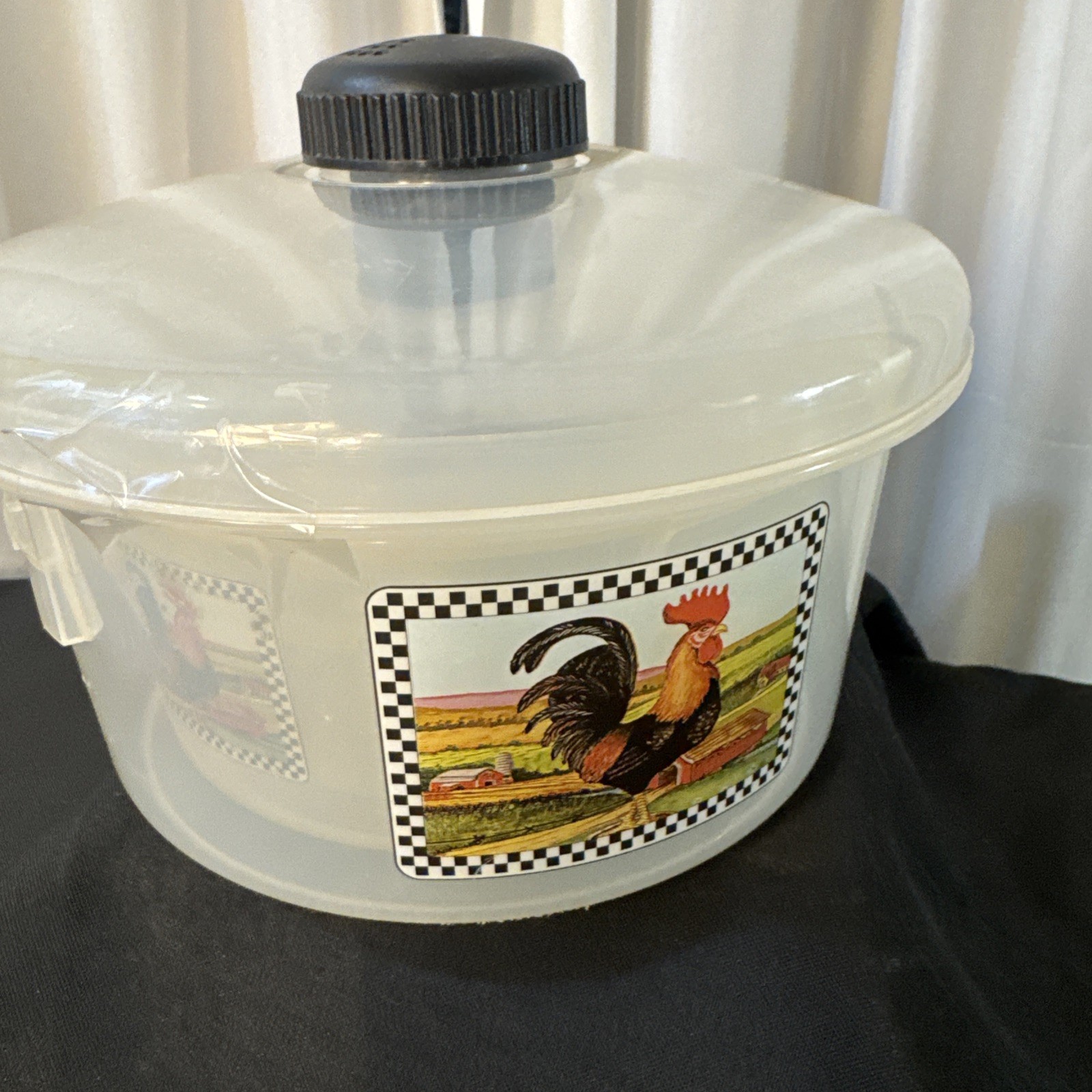 3 Piece Rooster Steamer /Set Plus Containers with Lids