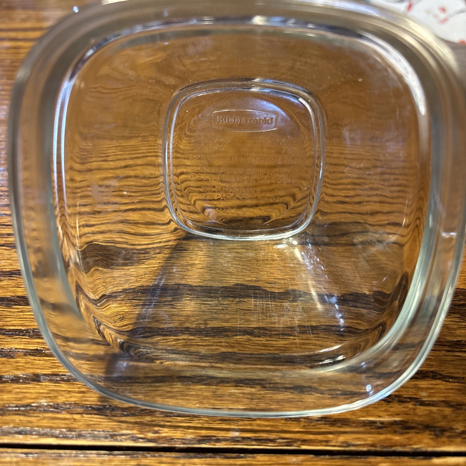 Rubbermaid Glass Storage Container NO LID 1.5 Cups 354 ml 7N61 Discontinued