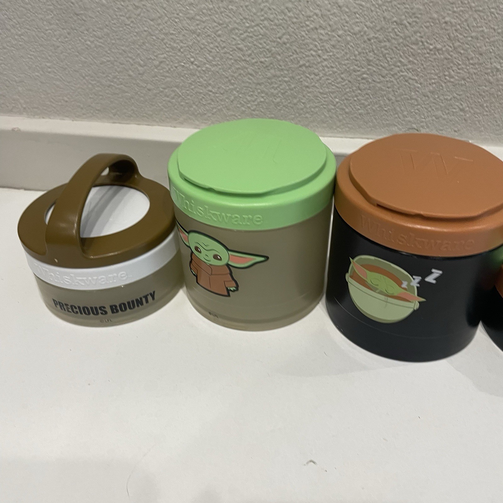 Baby Yoda Star Wars The Mandalorian Whiskware Snacking Containers Set of 2 Clean