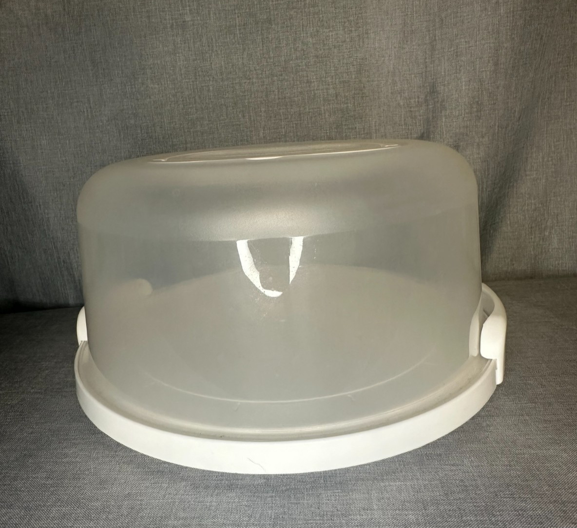 Cake Carrier with locking Lid and Handle BPA-Free Cake Container multifunction