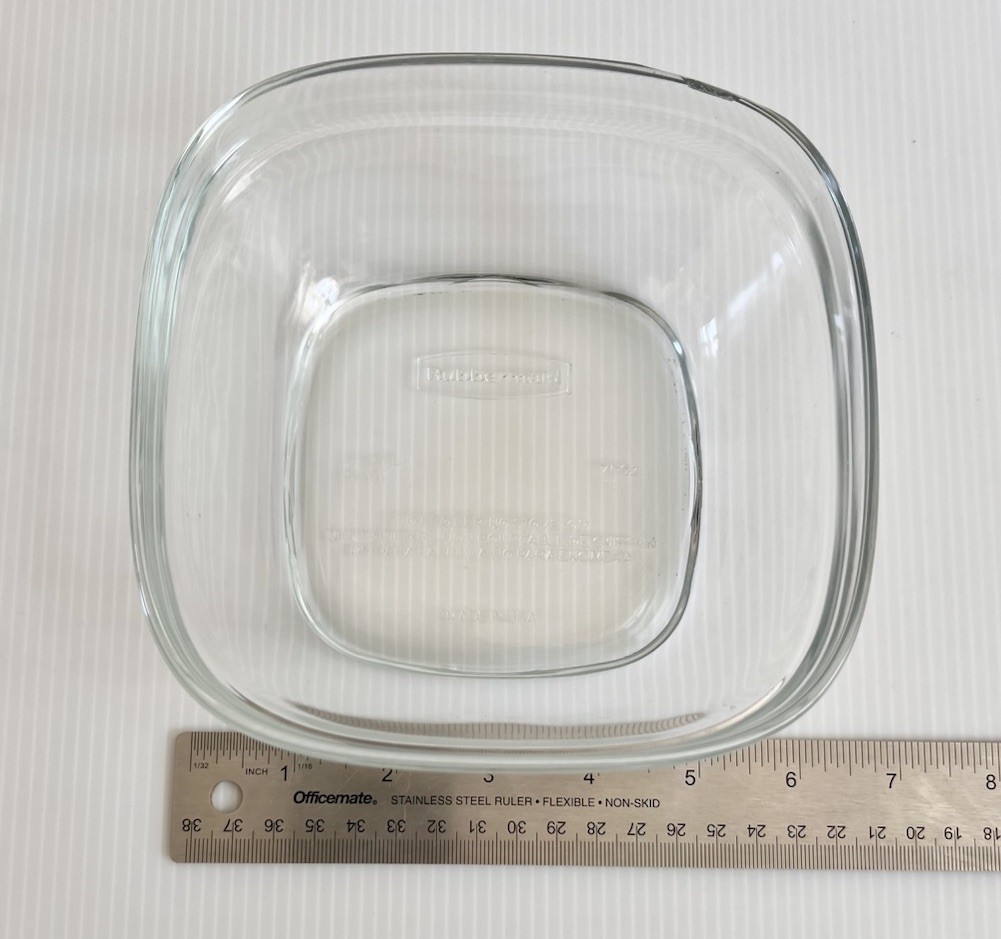 Rubbermaid 2.5 Cup Square Glass Storage Container No Lid 7N62 USA Discontinued