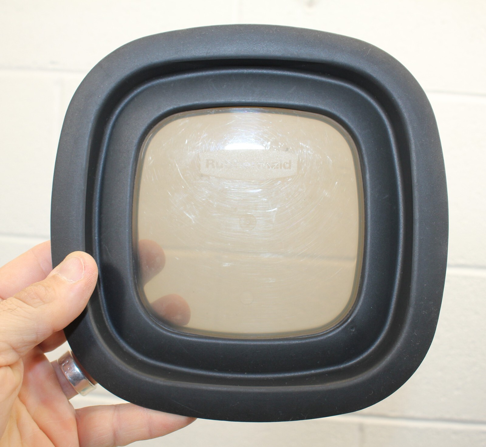 Rubbermaid Storage Container Replacement Lid ONLY 10M3M4 Black w/ Window 7″