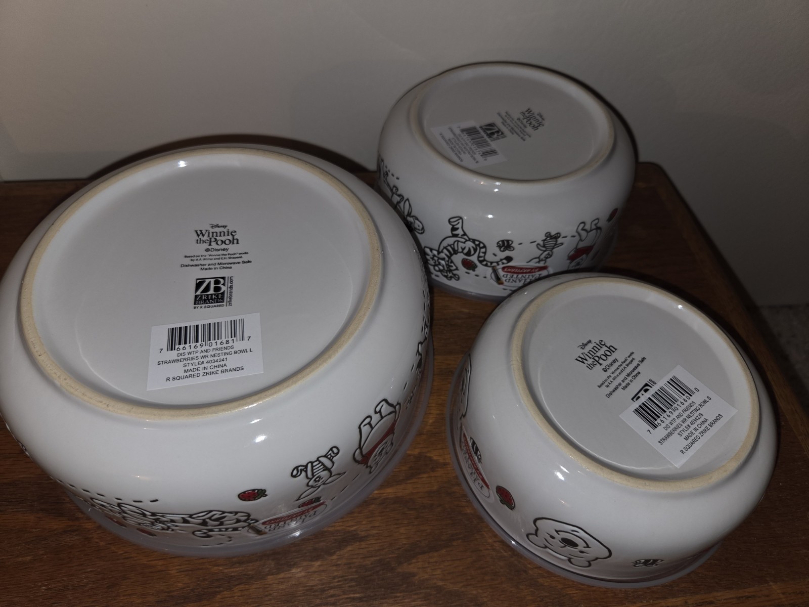 NEW RARE Disney Winnie The Pooh SET OF 3 Ceramic Container Set with Vented Lids