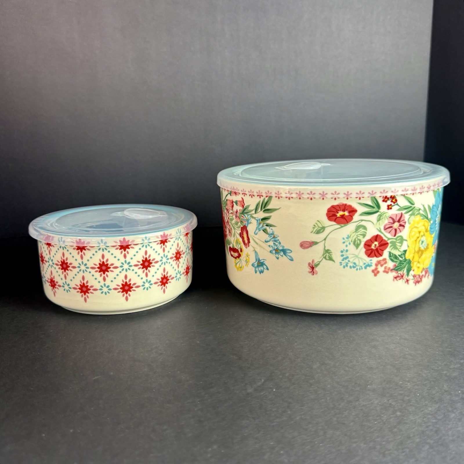 2 Pioneer Woman Stonebare 7/5” Dia Food Storage Container w/Lid BRILLIANT BLOOMS