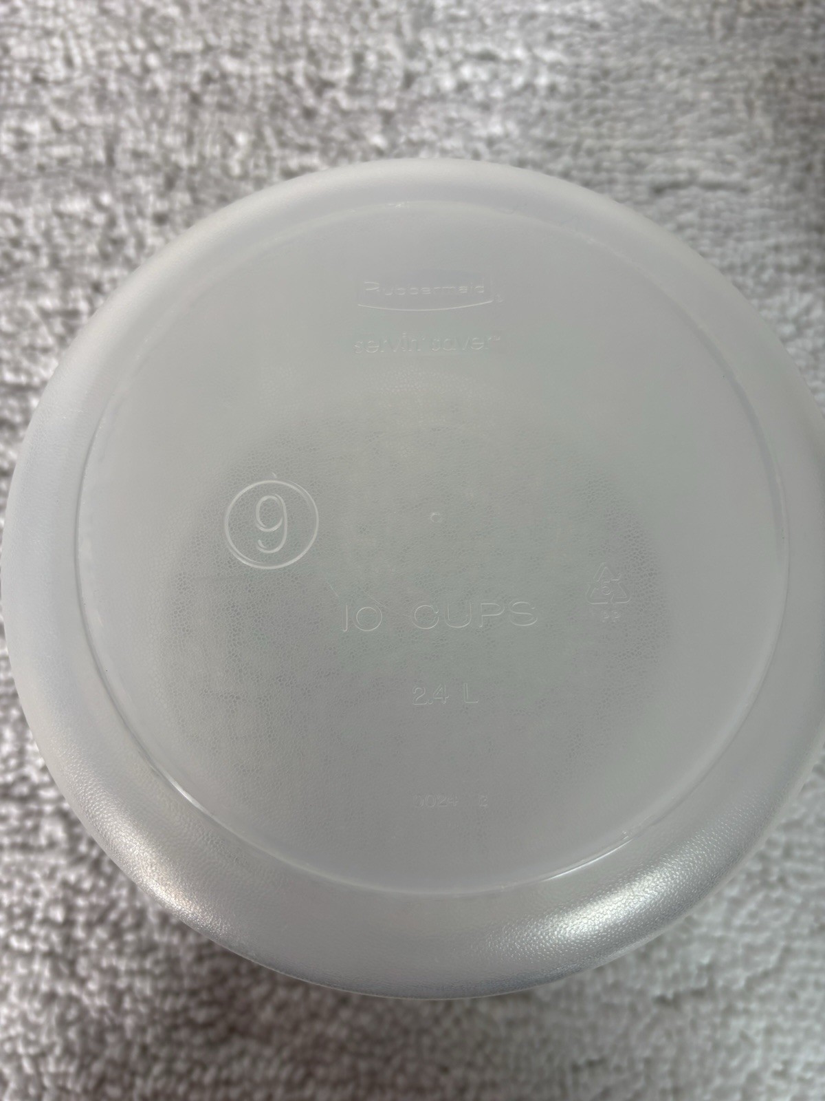 VTG Rubbermaid Servin’ Saver 0,6,1,2,9 Container Set 10pcs Snap Lid Clear/White