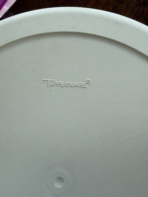 Tupperware Serving Center 7 Section Versatile Salad Potato Sundae Charcuterie