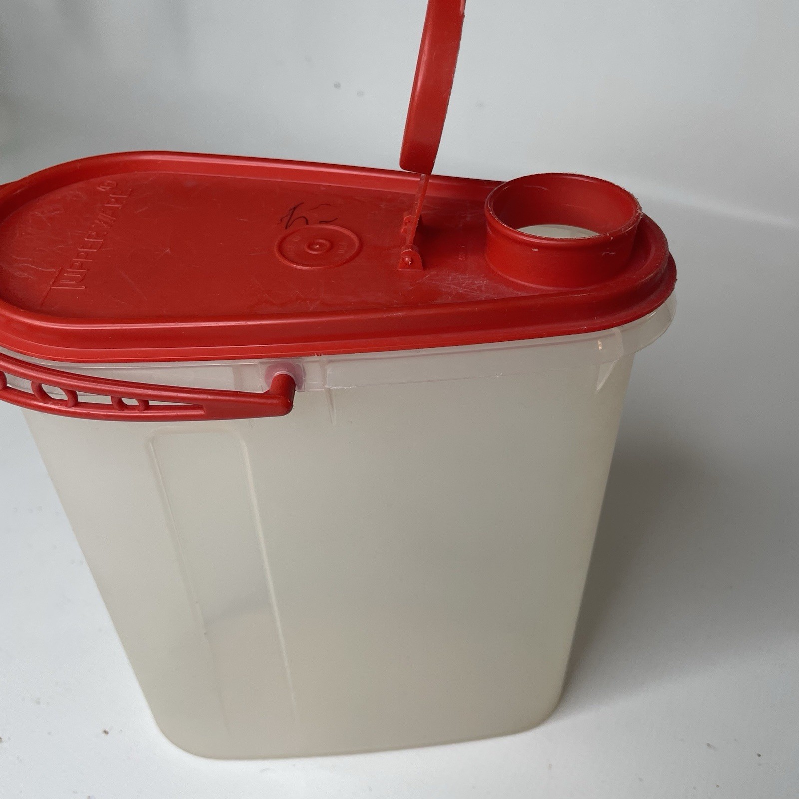 VTG Tupperware 8 oz Clear Plastic Food Storage Container Red Snap Lid, Handle