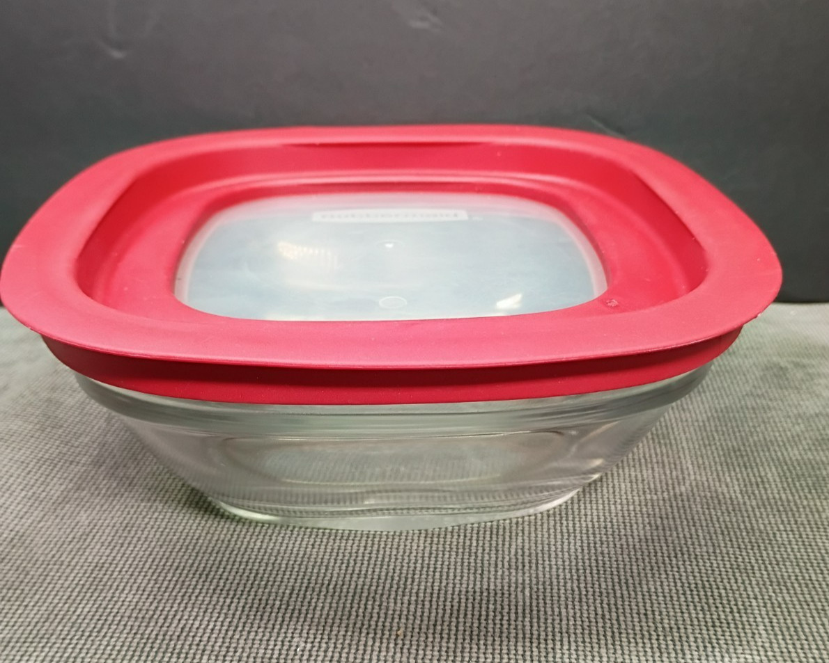 Rubbermaid Glass Food Storage 2.5 Cup Container & Easy Find Lid 7N62 USA Made