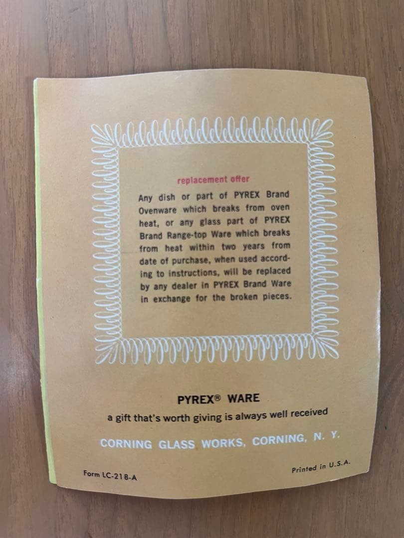 Old Pyrex Glass Butter Print Mixing Bowl L M S Set Vintage Booklet