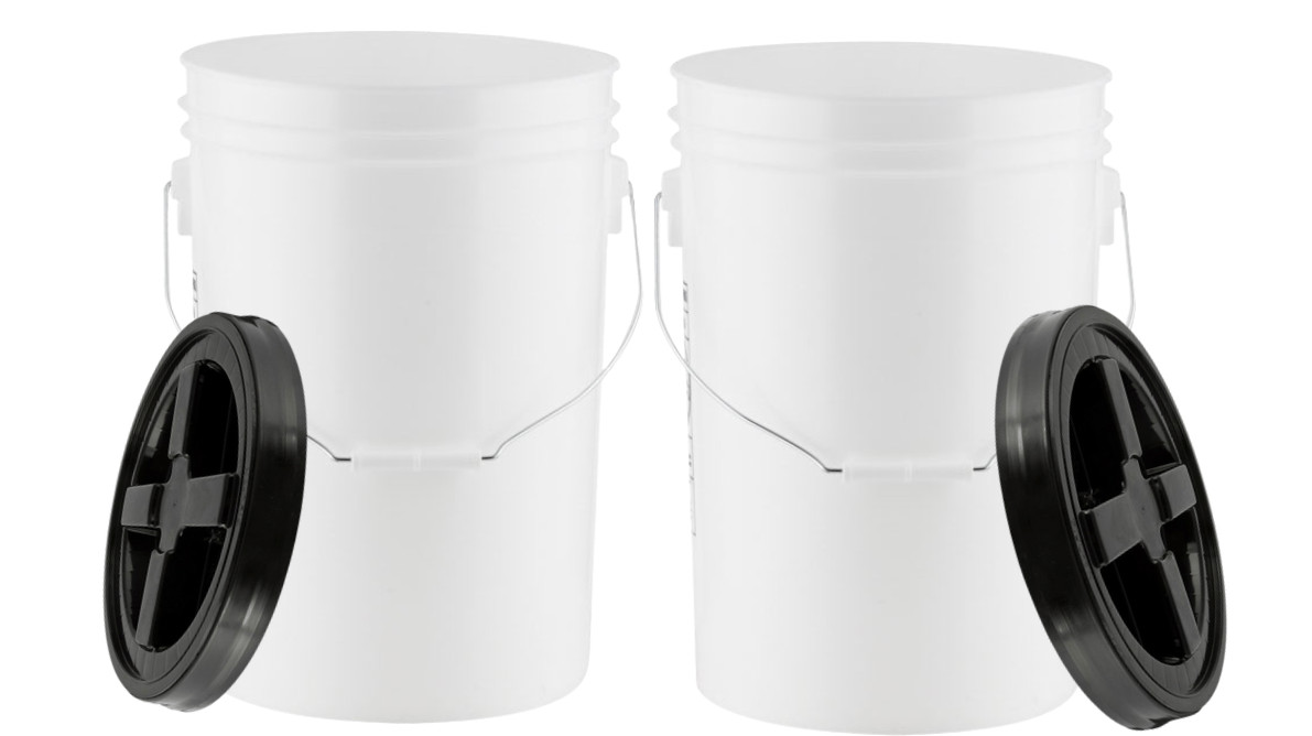 6 Gallon Food Grade BPA Free Buckets Pails with Screw on gasket lids (Pack of 2)