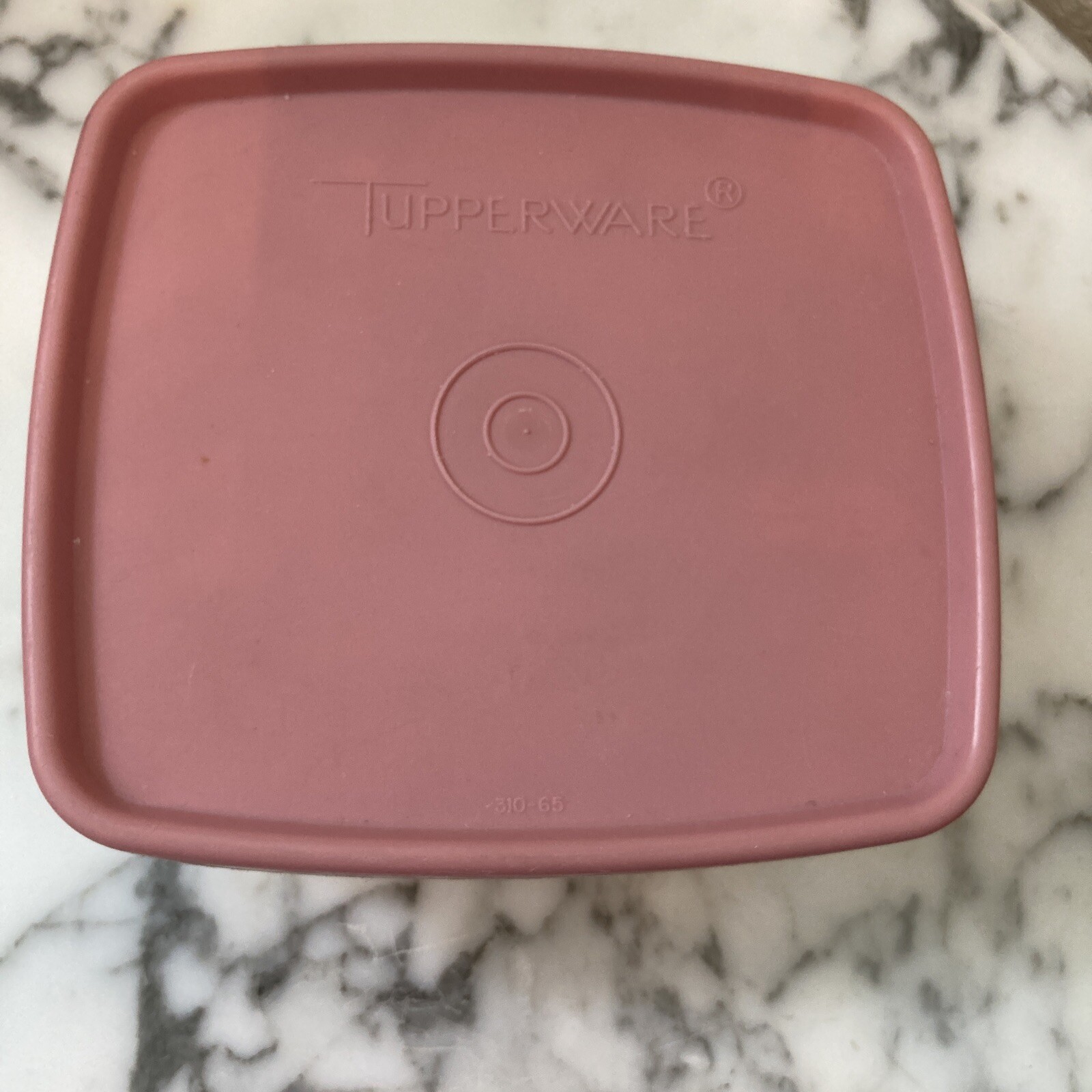 Tupperware Mini Square Freezer Snack Sandwich Container with Pink Lid