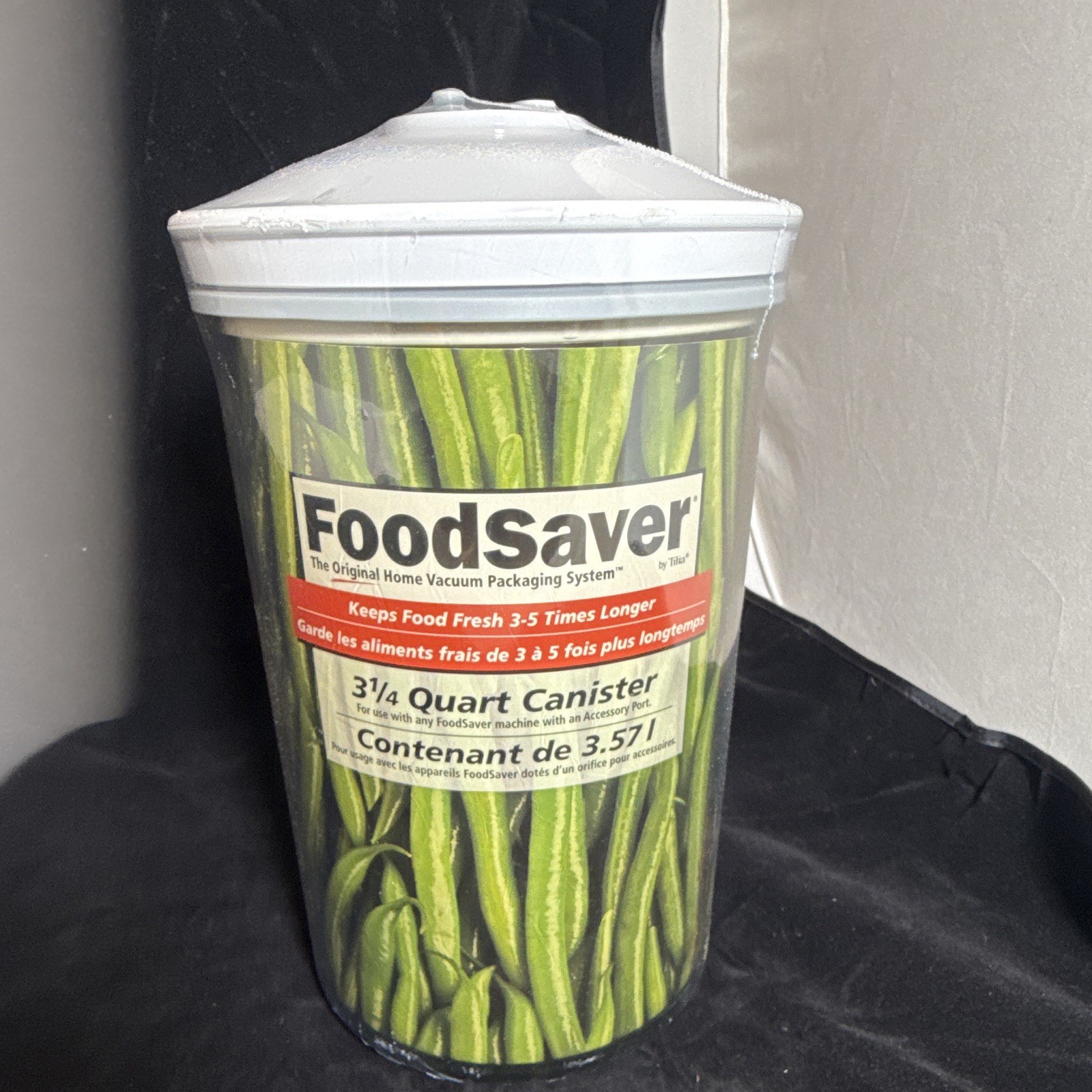 FoodSaver 3 1/4 qt Plastic Vacuum Canister Snap Lid Cylinder Clear/White