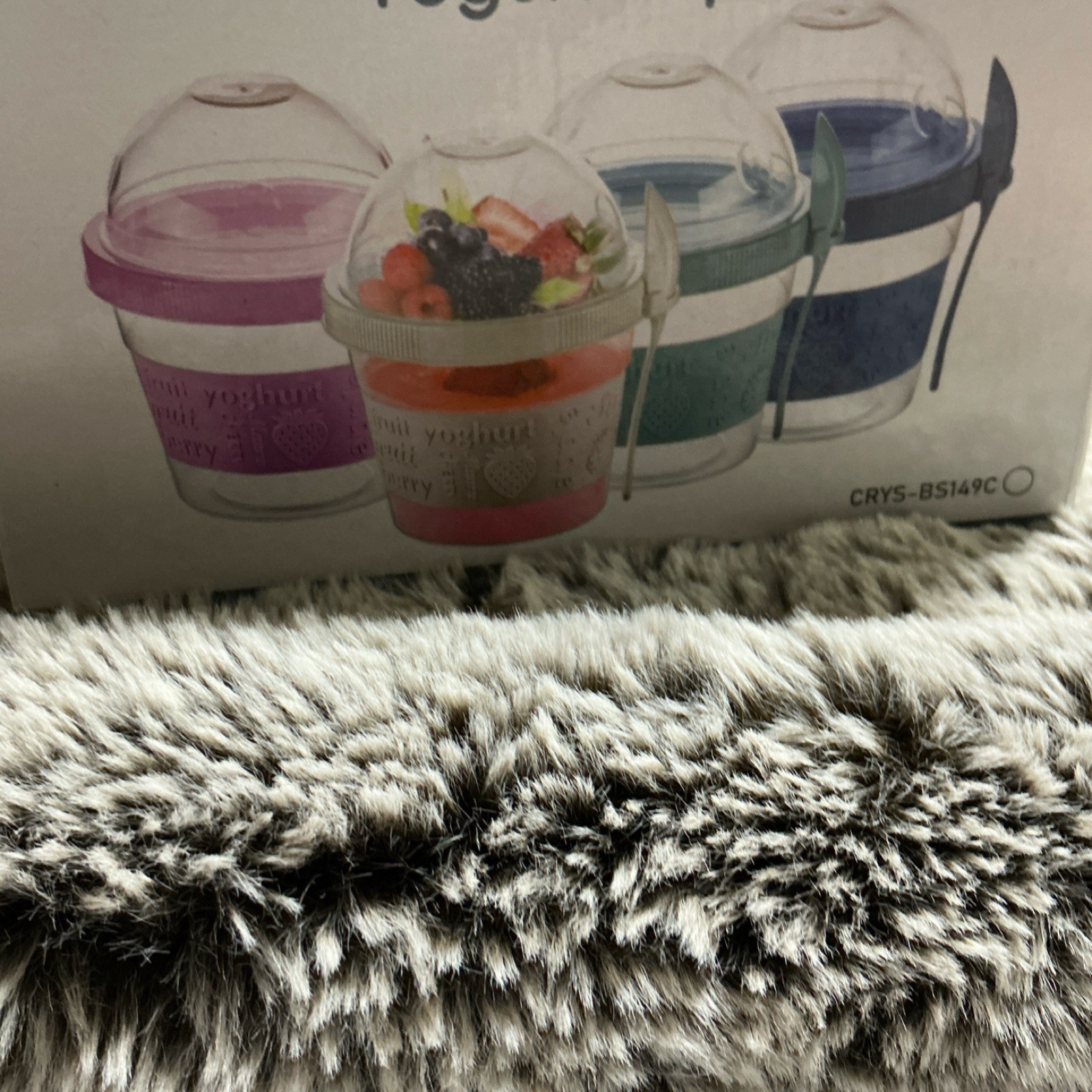 Multicolor Plastic Round Bowl Set with Snap Lids & Spoons, 4pc CRYS-BS145C