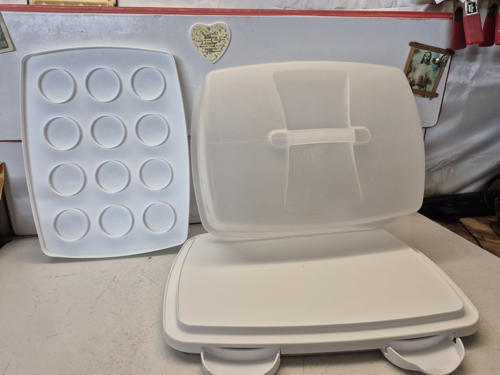 2005 Vintage Wilton Ultimate 3 in 1 Caddy Cake Cupcake Holder Carrier Tote