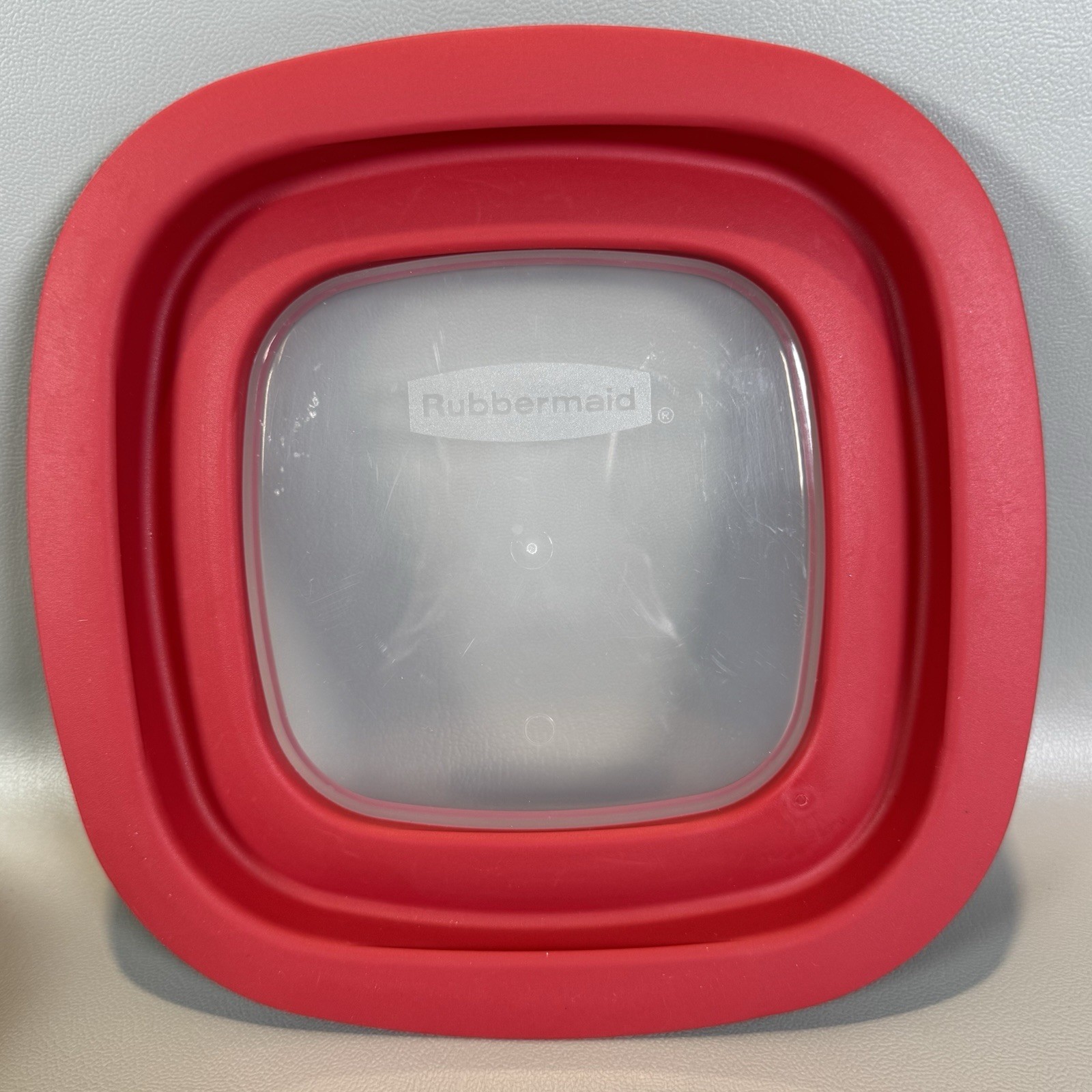 Lot Of 5 Rubbermaid Premier Square Snap Lid Replacement 7″ Red 10M3M4 LIDS ONLY