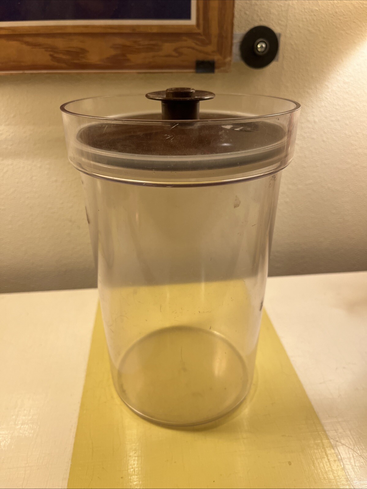 Vintage Design By Erik Plast Brown Lid Plastic 8 7/8” Tall 5.5” Diam.