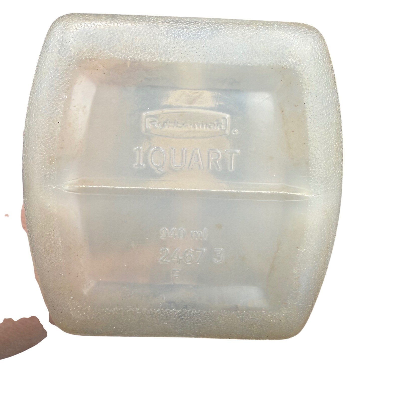 Vintage Rubbermaid 1 Quart Juice Water Bottle Square Almond Flip Top 2467 Set 2