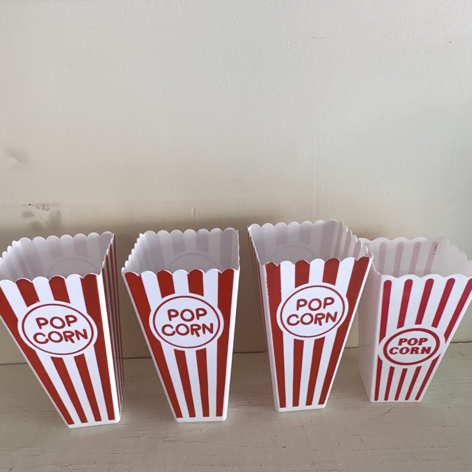 Set of 4 Red/White Striped Plastic Reusable Popcorn Tubs 8x7x4.5in