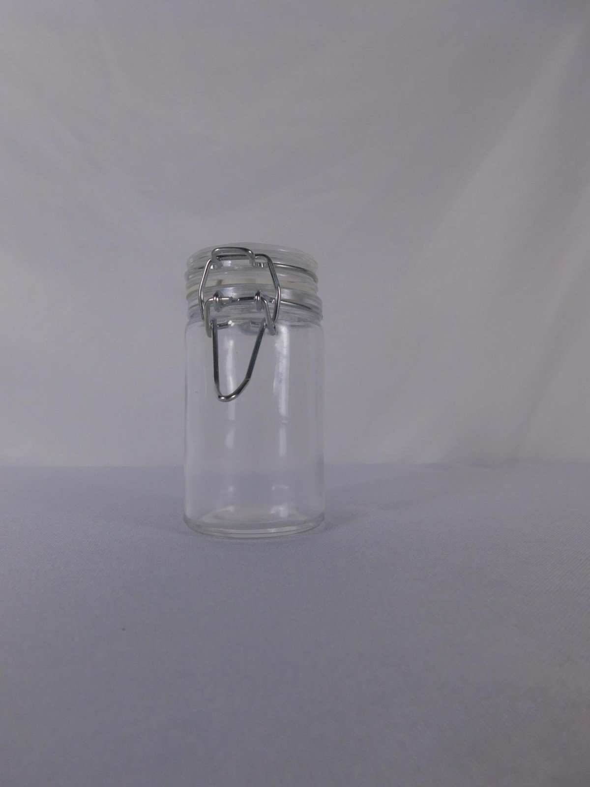 Clear Glass Airtight Storage Jar With Snap Lid 7 Oz Cylinder Reusable Modern