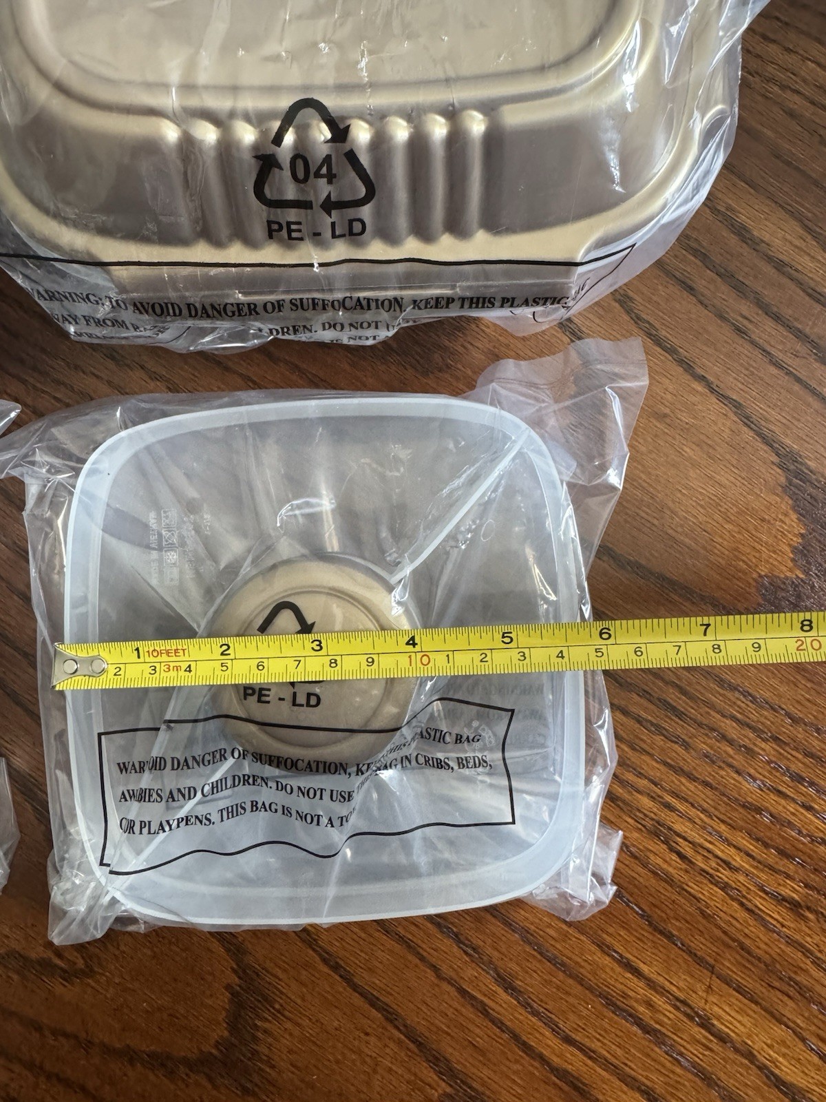 Lock n Lock Set (4) Salad Lunch Take-out Zen Container GOLD w/ Dividers/Dressing