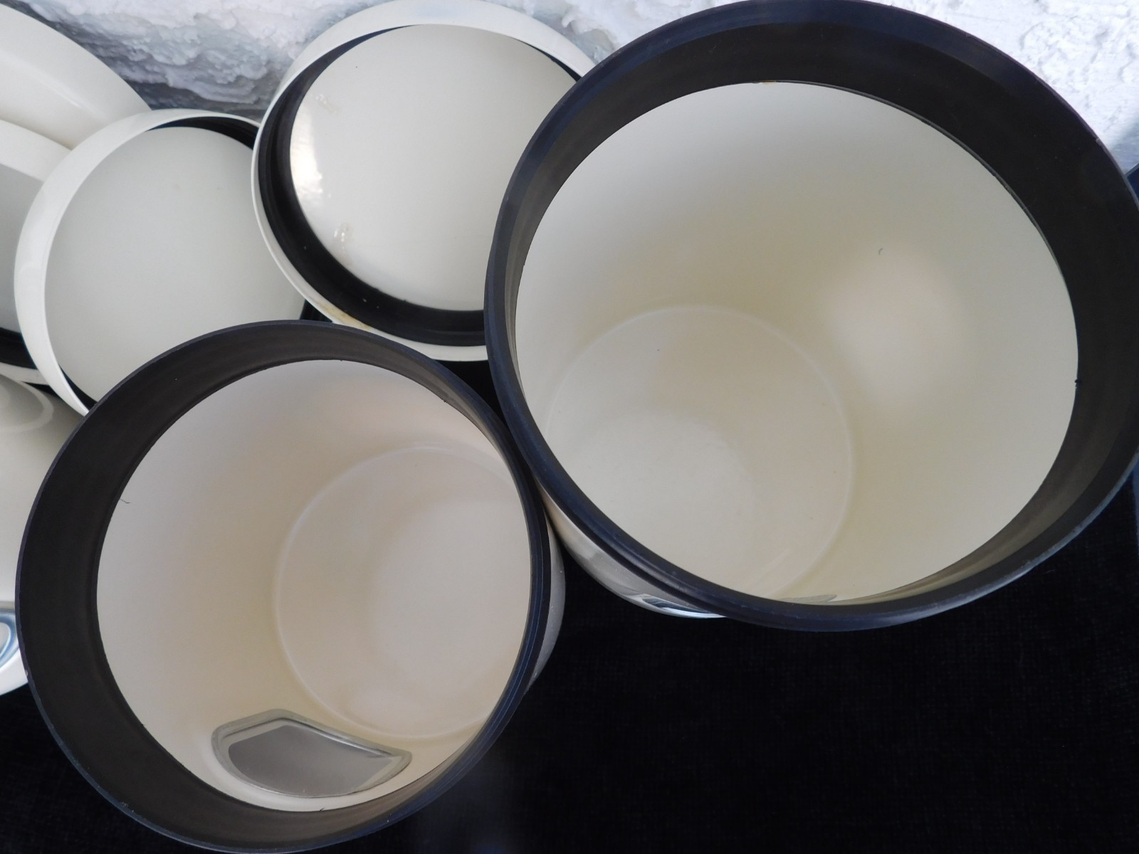 RARE VINTAGE Wesco “Classic Line” Kitchen Canister Container (Set of 4 – Almond)