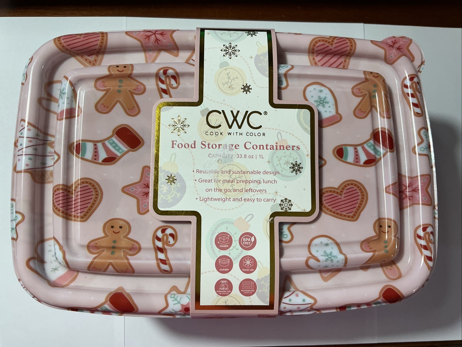 CWC Food Storage Containers 33.8 oz Pink Gingerbread Christmas Cook With Color