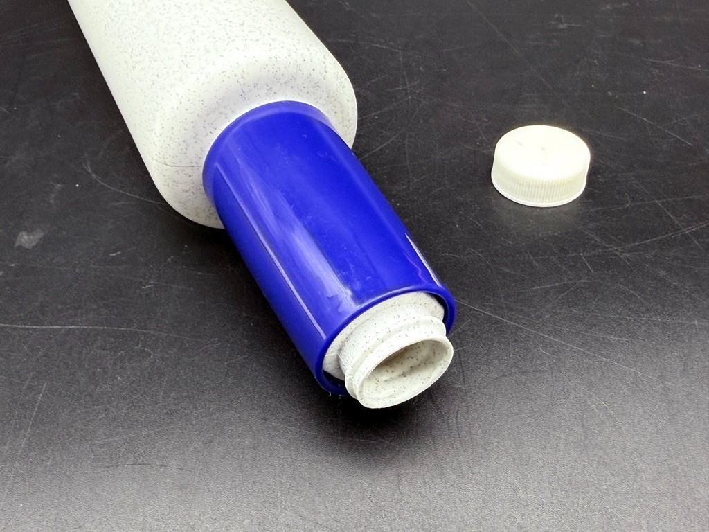 Vintage Speckled White Blue 16″ Fillable TUPPERWARE Rolling Pin 9″ Body with Cap