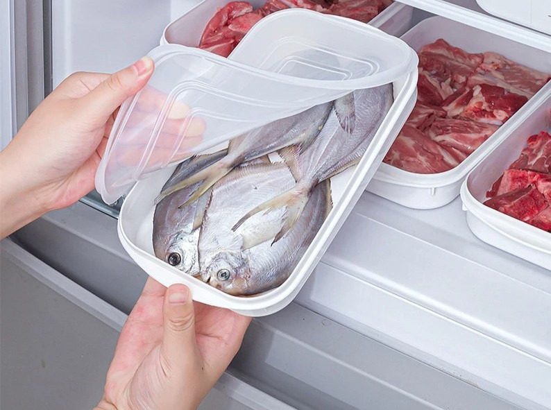 700ml Food Grade Fridge Storage Box Fruit Veg Meat Divider Container Organizer