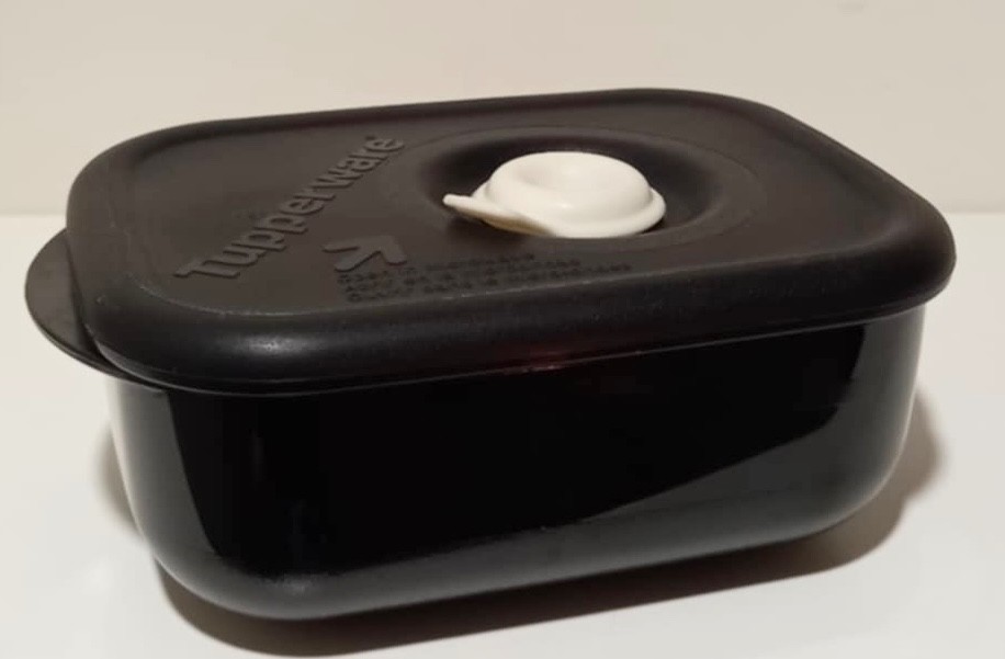 Tupperware Mini Heat n Eat Microwave & Freezer Container – 260ml – | VGC