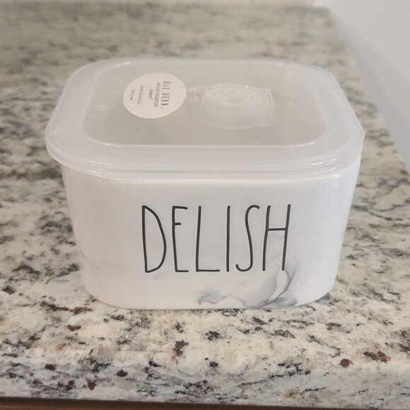 RAE DUNN “Delish” Ceramic Food Storage MARBLED White and Gray w/ Vented Lid