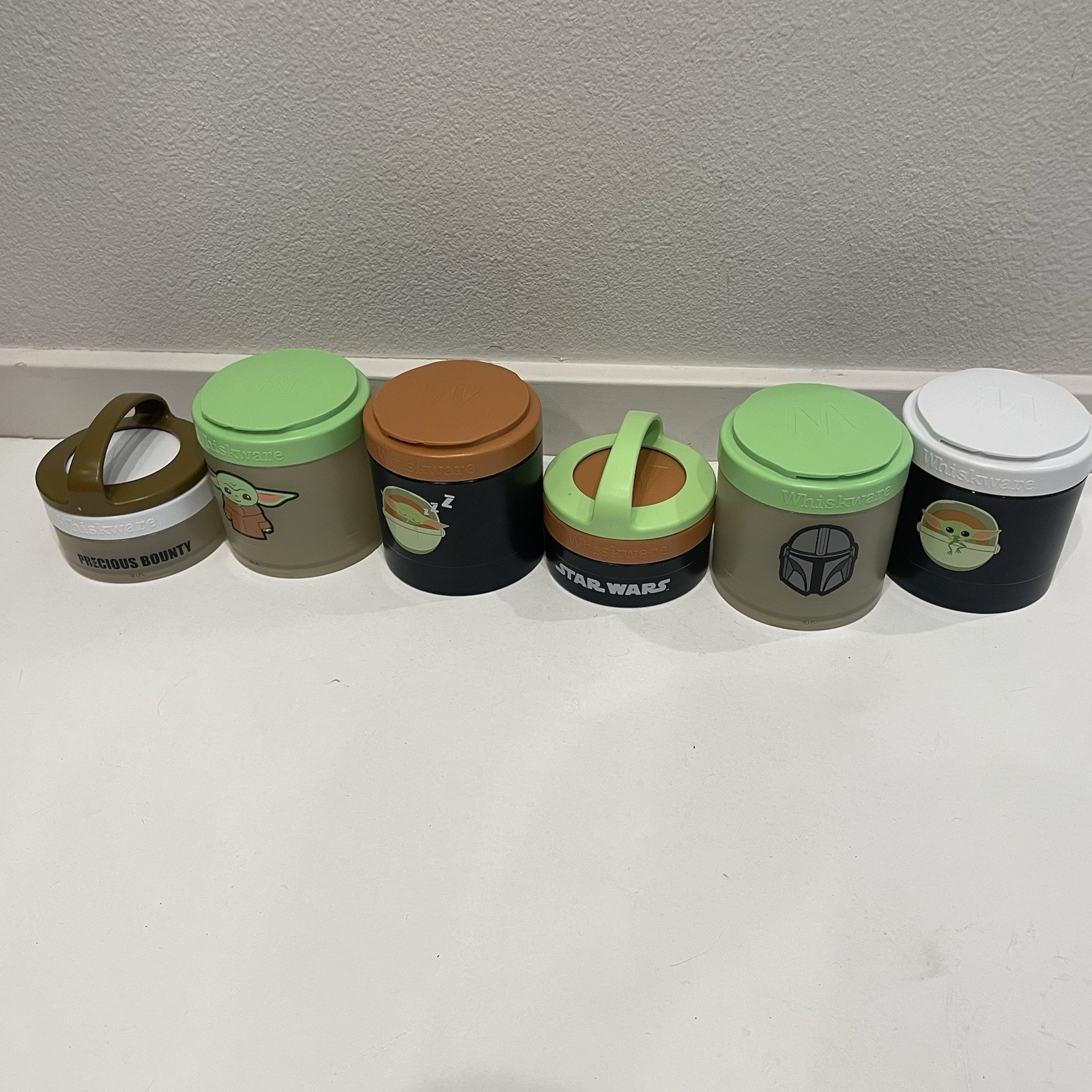 Baby Yoda Star Wars The Mandalorian Whiskware Snacking Containers Set of 2 Clean