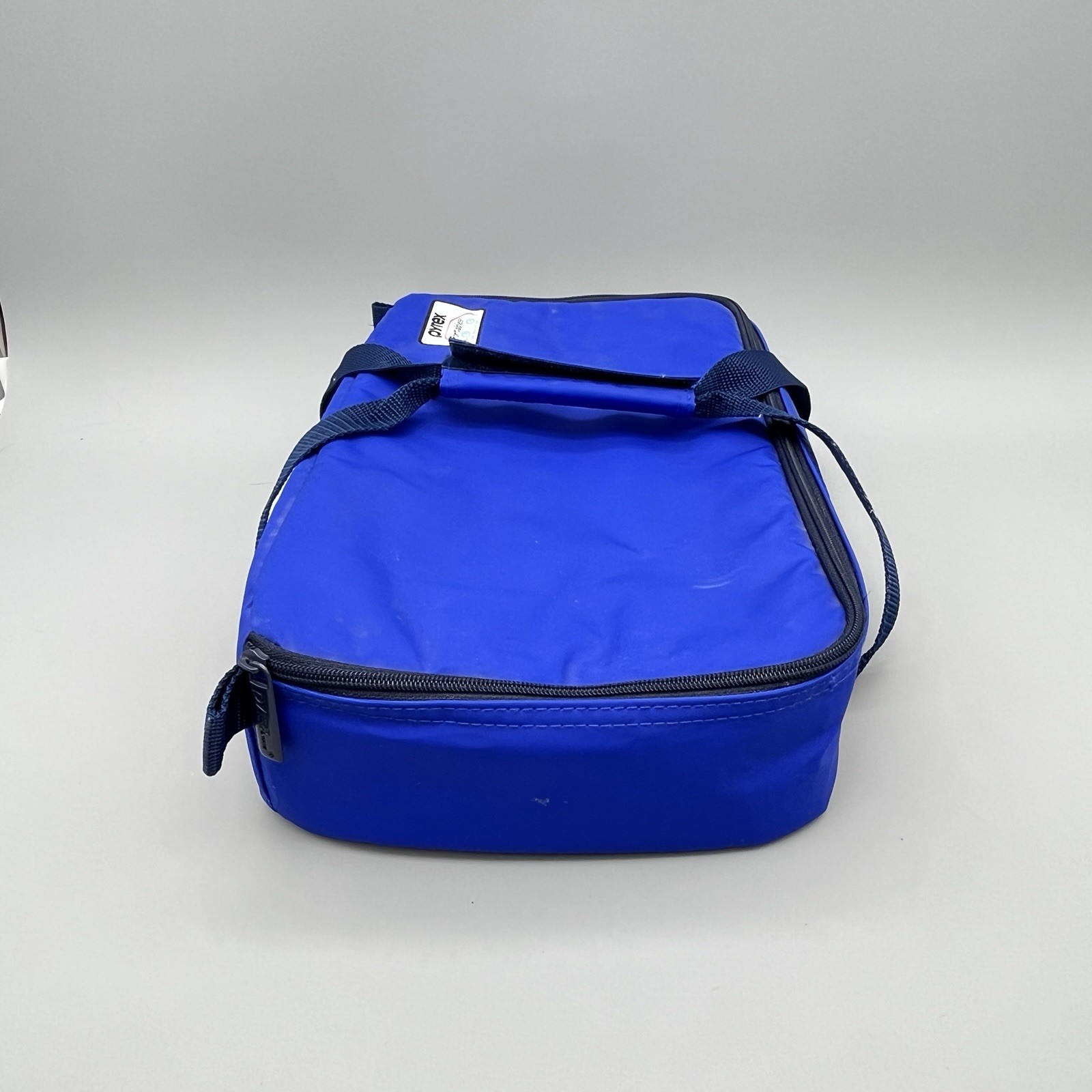 Pyrex Portables The Way to Go Blue Handled 14″x8″ Insulated Carrying Case