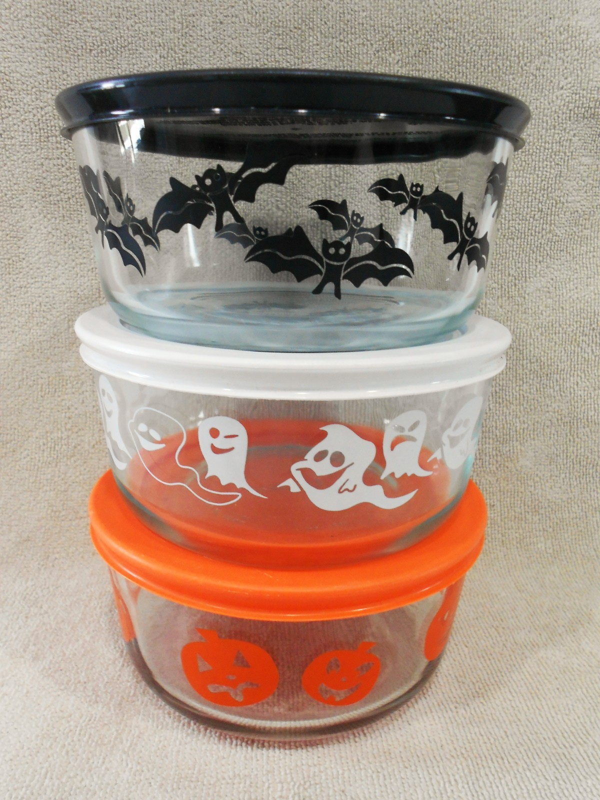 6-pc PYREX Halloween 4-Cup STORAGE BOWLS w/Covers 1-Qt Pumpkins Ghosts Cats Bats