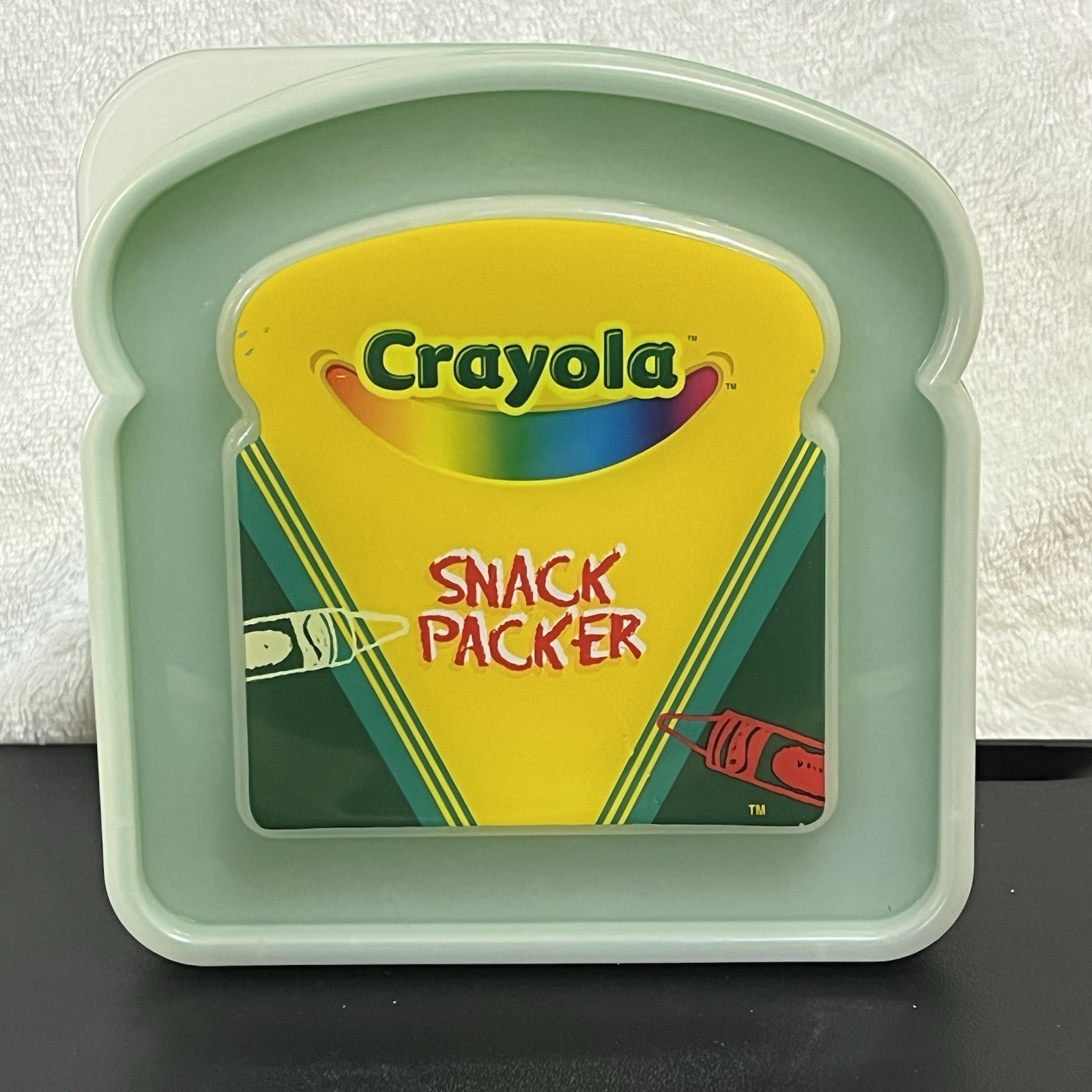 Crayola Snack Packer Sandwich Food Lunch Lunchbox Container Storage Green