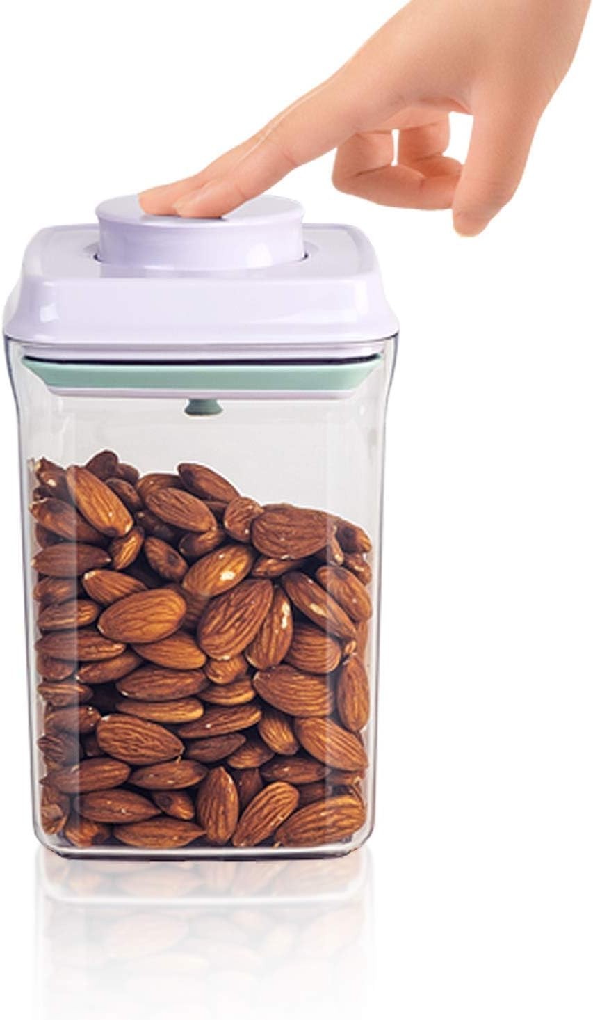 Dishwasher Safe 900ml Airtight Container with Twist Lock – BPA-Free Excellence