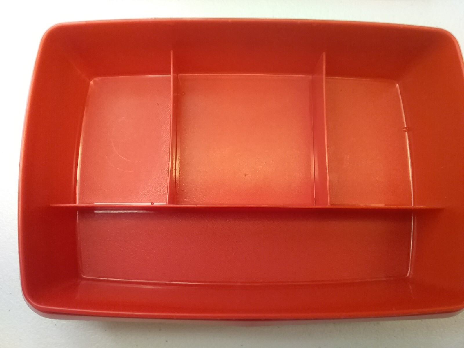 VINTAGE TUPPERWARE TUPPERCRAFT ORGANIZER 767-2 INSERT TRAY 786-2 LID 769-2 RED