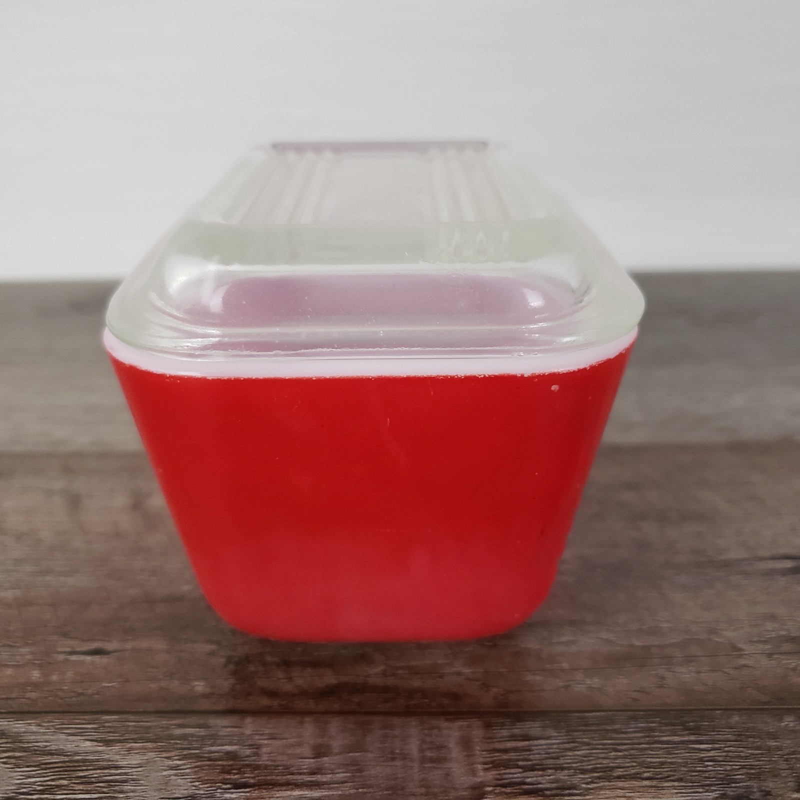 Pyrex Refrigerator Dish 0501-B With Lid 501-C Primary Color Red Food Storage VTG