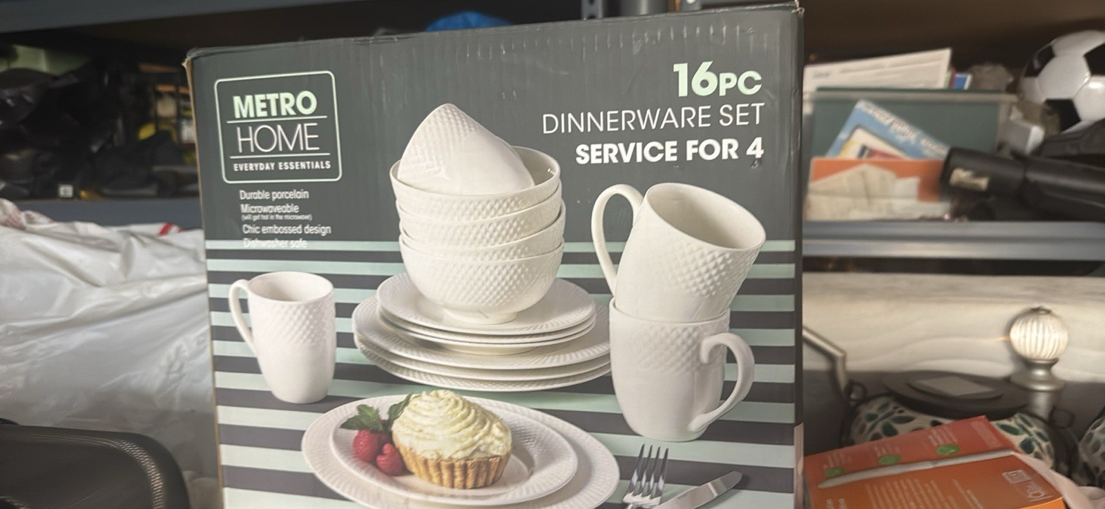 Metro Home Dishware Set of 16 Dishwasher Safe BPA Free Microwave Safe