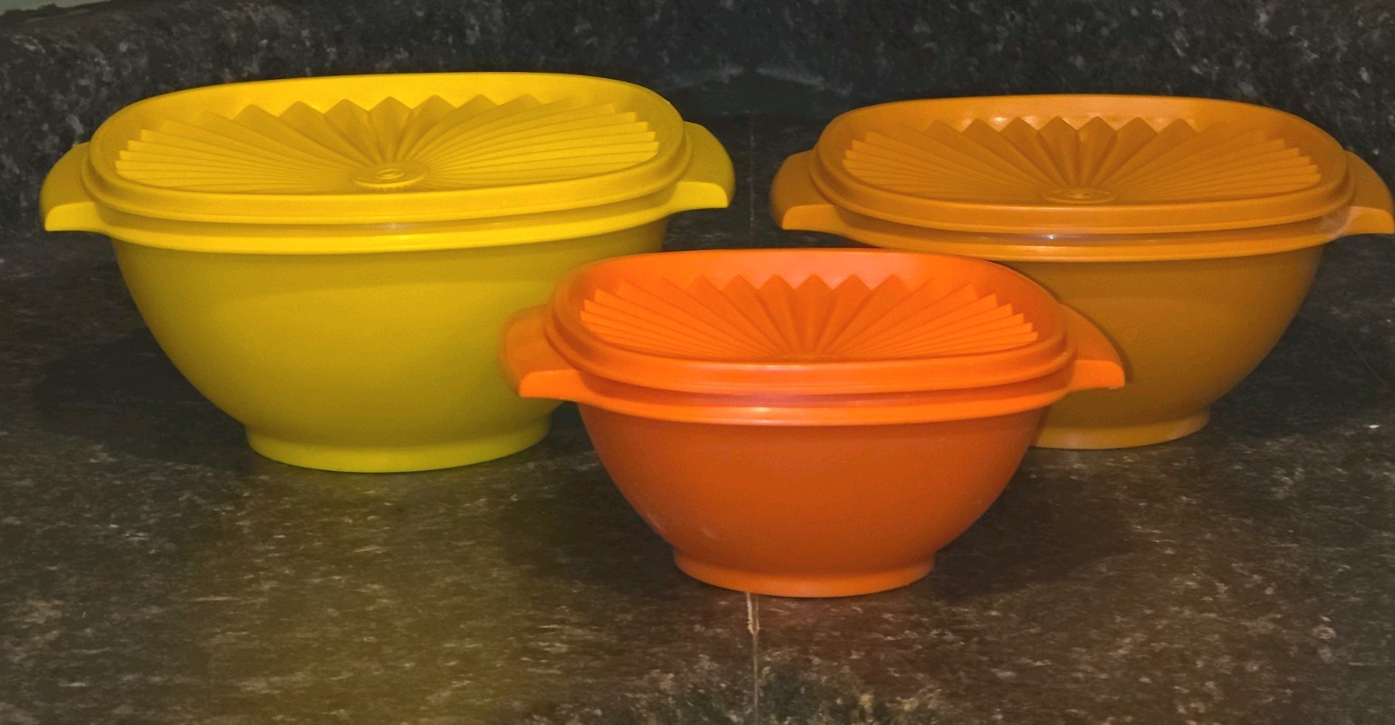 Tupperware SERVALIER SERVING HANDLED BOWLS bowl Vintage 3 Pc Set + Seals Harvest