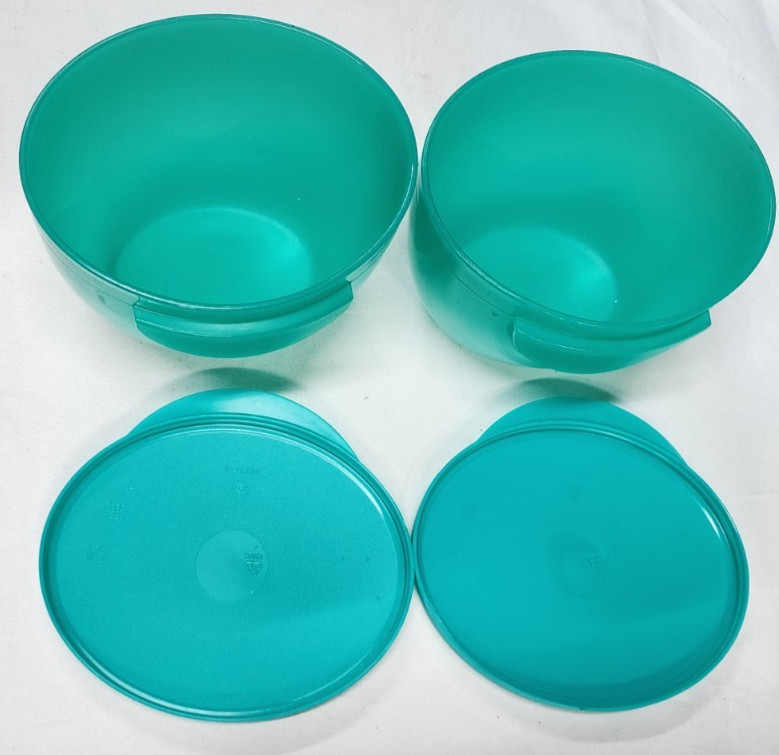 Tupperware 5.6L/1.5 gal Chip N Dip Bowl Set Turquoise 6pc Bowl Set EUC!