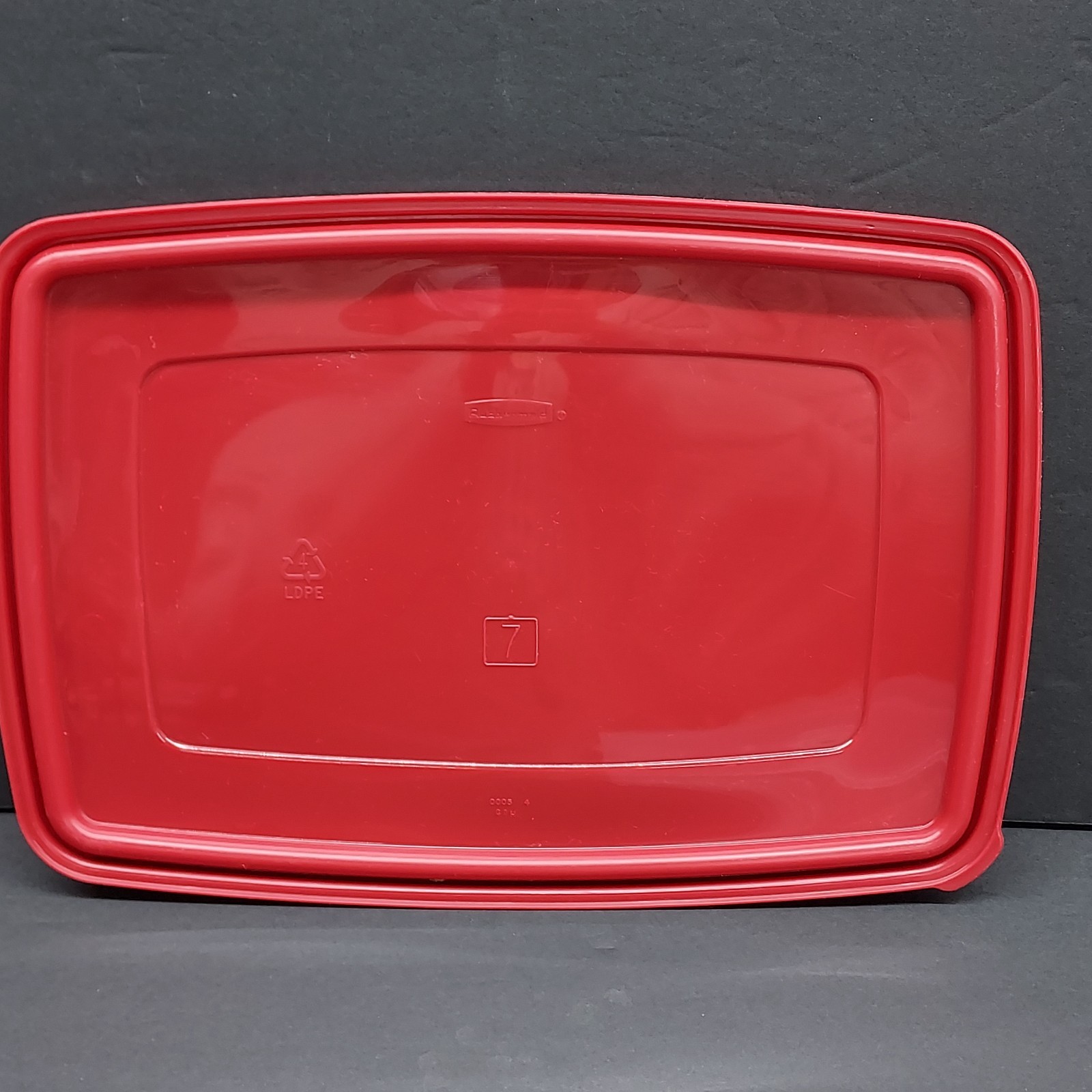 Sheer Rubbermaid Servin’ Saver 20 Deviled Egg Keeper Container Red Lid #7