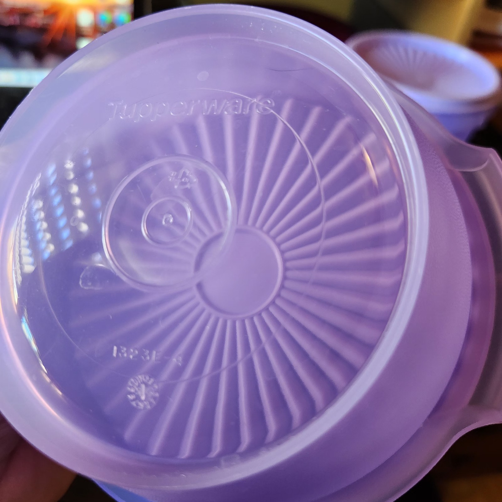 Tupperwear Bowls & Lids Purple Lavendar 2.5 Cup & 1.5 Cup Round Center Push Snap