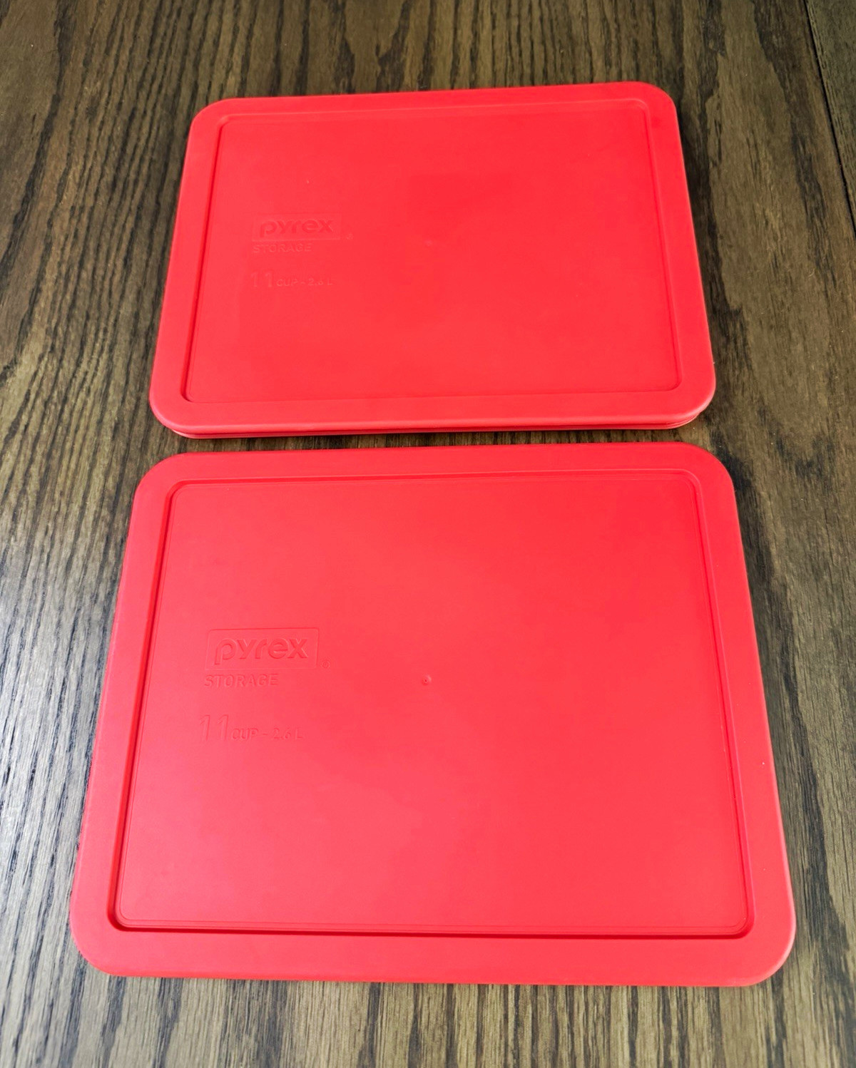 Pyrex Storage 11 Cup/2.6L Red Rectangular Snap Replacement Lids Set of 2
