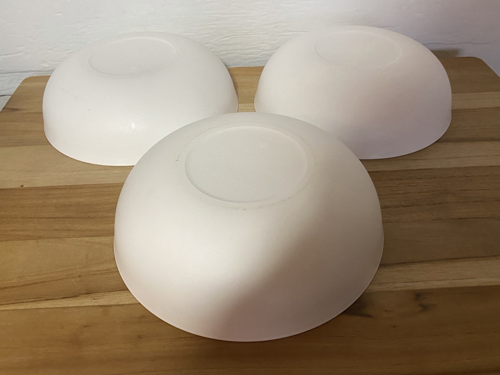 Tupperware Allegra Radiance Bowls Set of 3 ~ 3 Cup Bowls White w/Orange 6292A-2