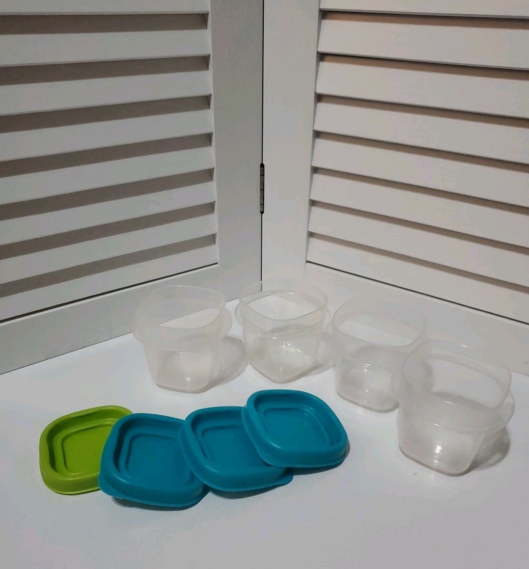 Vtg Rubbermaid 7J53 4oz Containers Lot 5 Dark Teal Lime Green Lids Set Rare