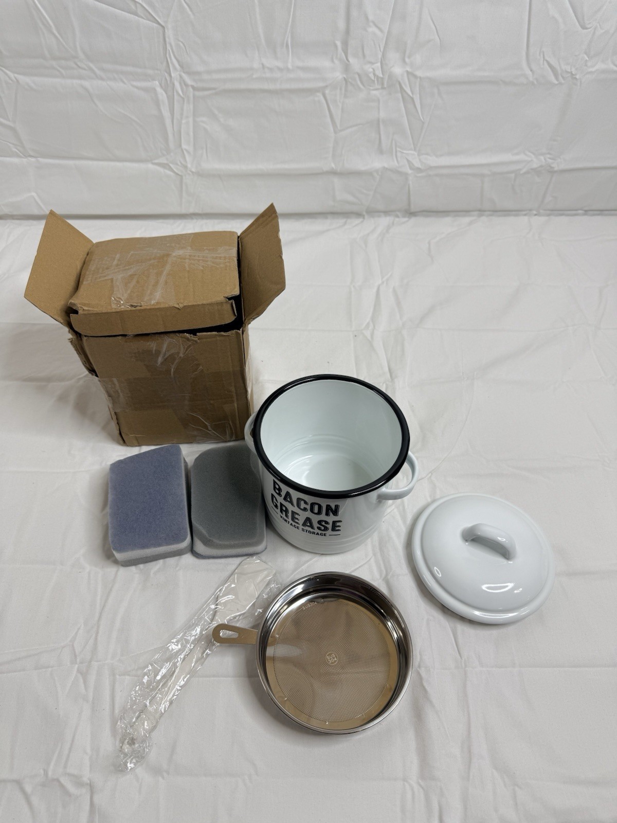 White Vintage Style Bacon Grease Container Enamel Multi-Purpose 1 Quart New