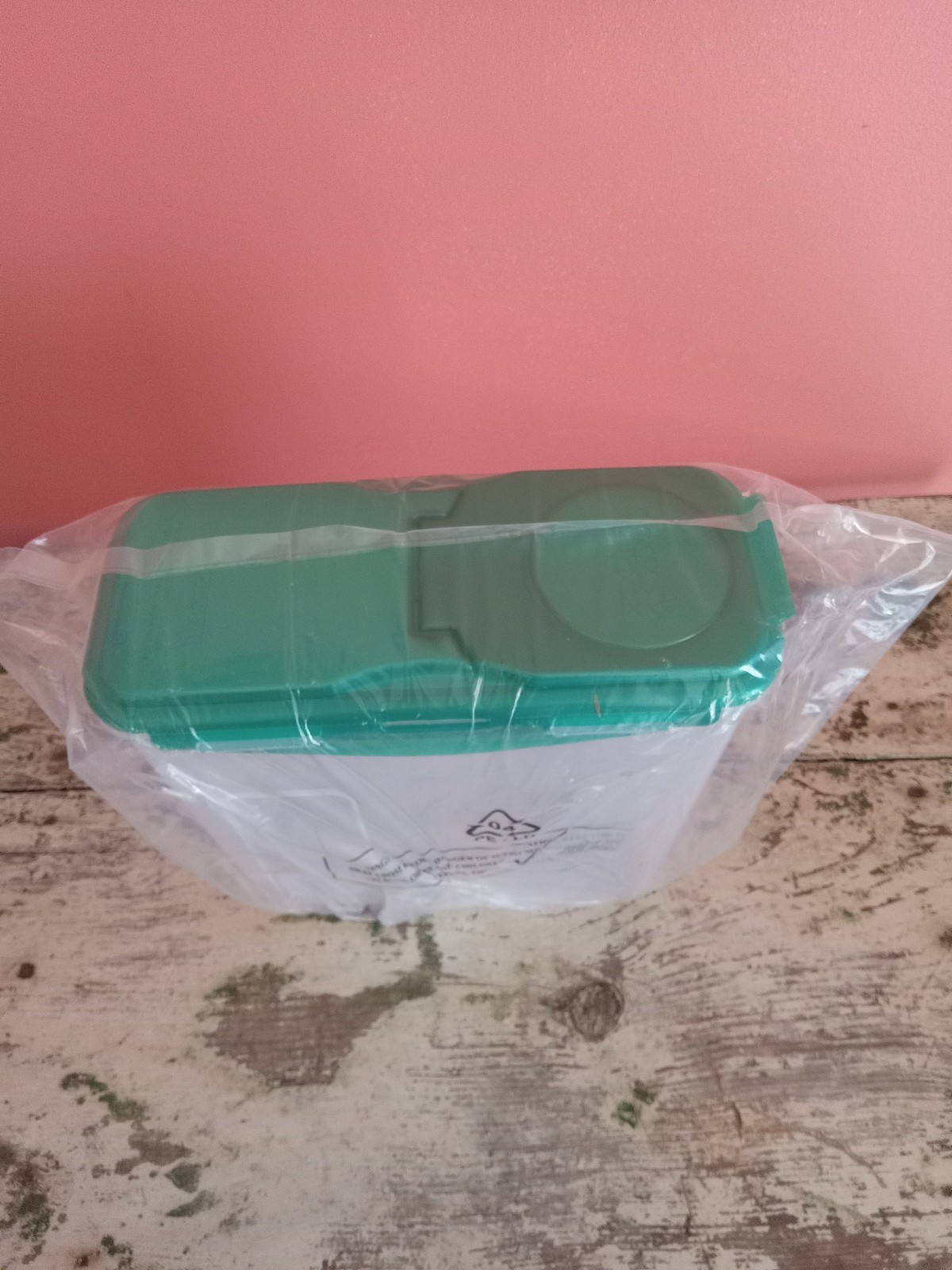 Sealed Lock & Lock Lock n Lock Teal Cereal Food Storage 4.1 Qt