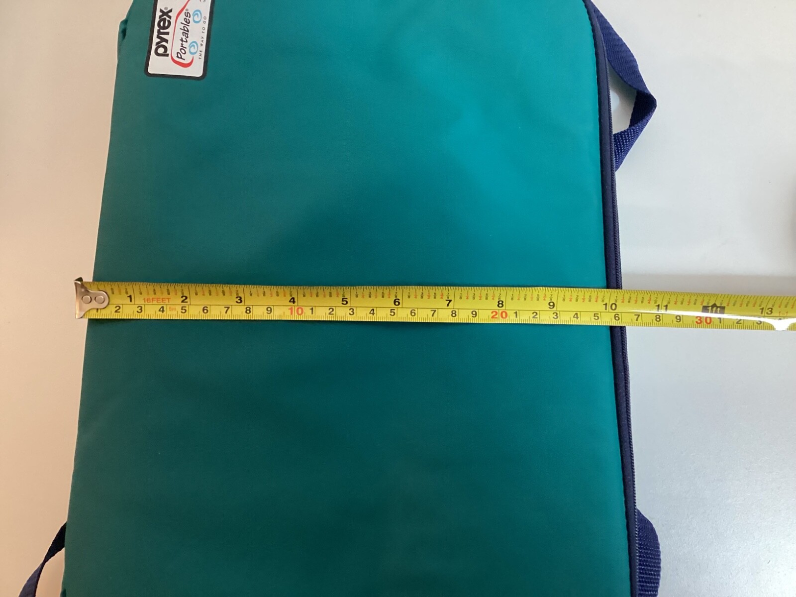 Pyrex Portables “The Way to Go” insulated carrying case w/ handles Teal